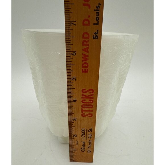 Anchor Hocking Fire-King Embossed Grape & Vine Pattern Milk Glass Hexagonal Vase - Picture 3 of 8